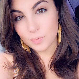 Meet your Posher, Jasmine